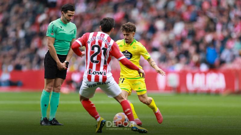 O Dépor cae pola mínima ante o Sporting de Gijón nun clásico do norte con ambiente na bancada, emoción, frío e choiva persistente
