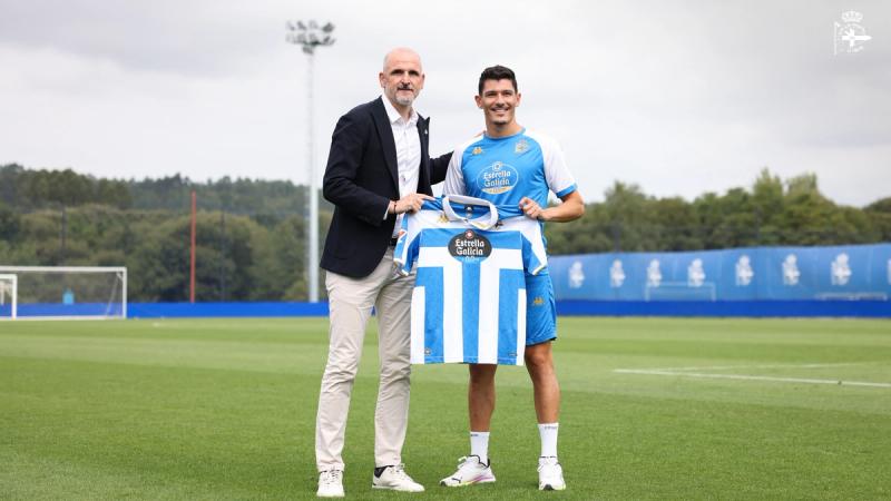 Miguel Loureiro, en su presentación: "El Club está dando pasos agigantados"